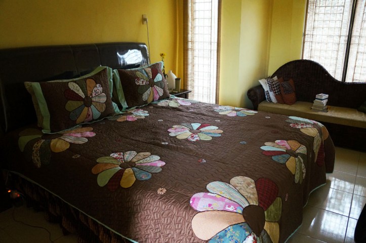 hadiah dari Mba Novi