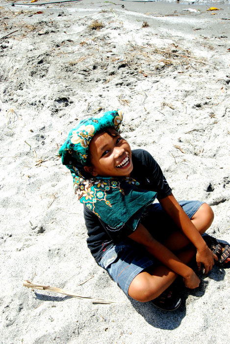 penggembala kerbau kecil yang ramah