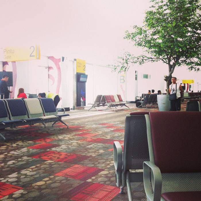 ruang tunggu international bandara kuala namu
