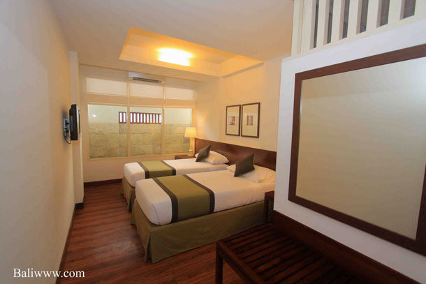 fotonya pinjem dari tuh ada source-nya di foto hehe