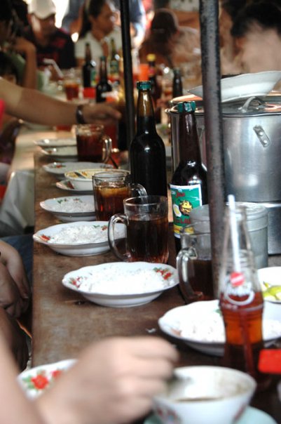 nunggu antrian, disediain nasi aja dulu :)