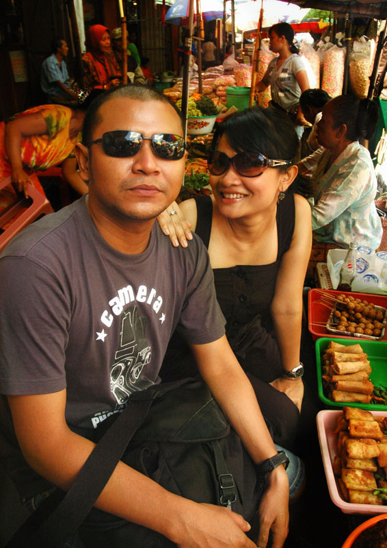 makannnnnn setelah mendaki :)