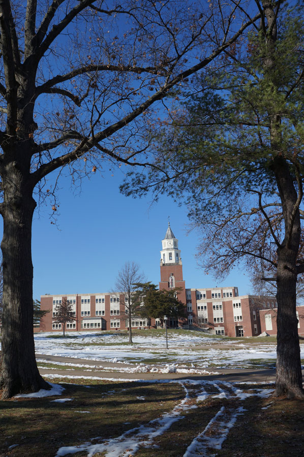itu si tower yang ngetop banget di kampus