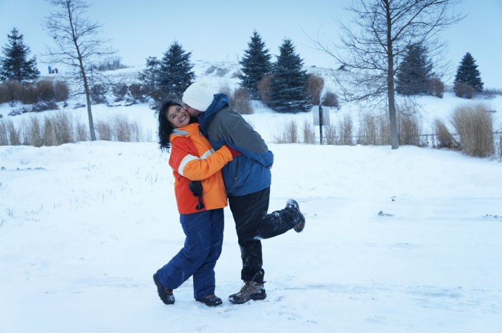 Siapa sih yang cewek dalam hubungan kami?????