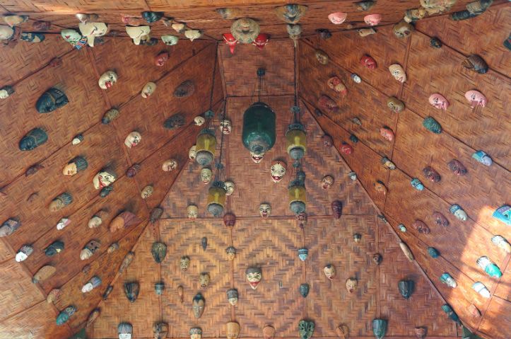 Langit-langit restauran