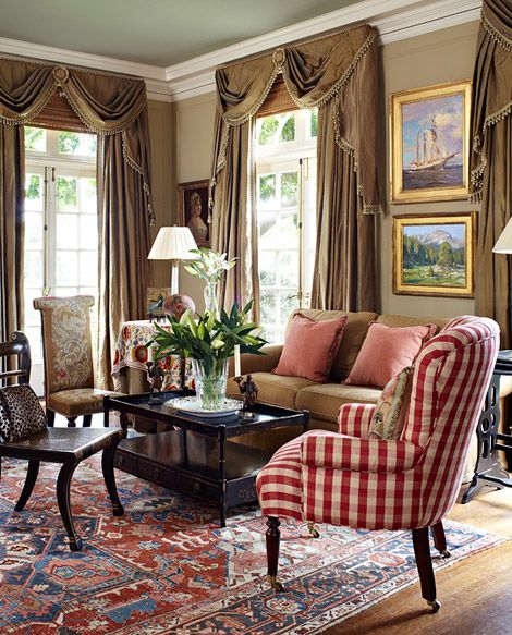 Found on traditionalhome.com yang ini saya suka kecuali kain gordennya :)