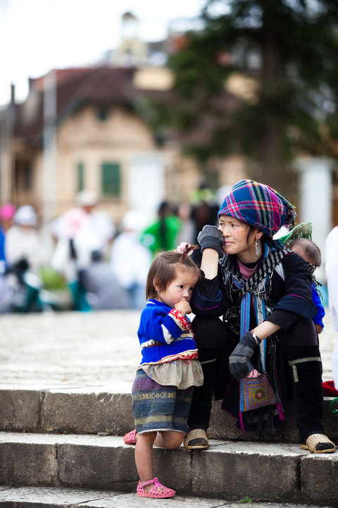 Ibu dan Anak di pasar