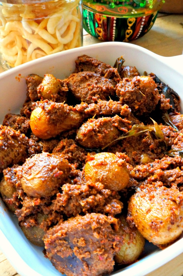 Rendang yang beneran :) pake kentang
