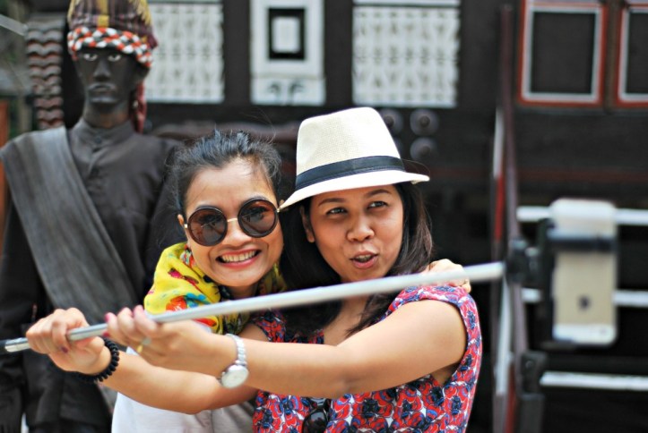 Me and Ika with tongsis :)