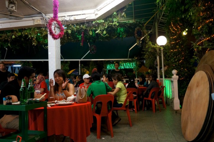 Suasana resto