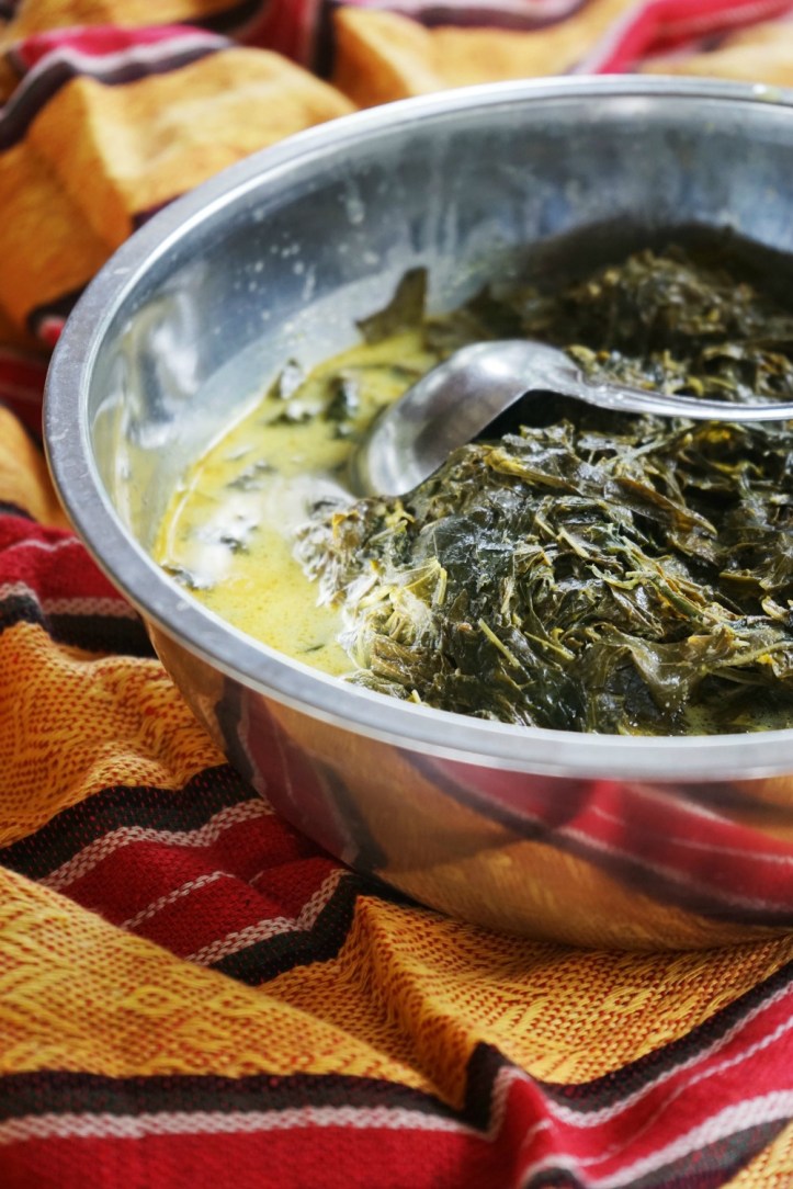 Sayur daun ubi tumbuk yang gak ditumbuk hehe