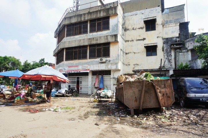 :( sedih gak ngeliat kayak begini ini