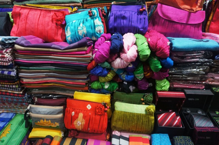 Russian Market: Toul Tom Poung Market