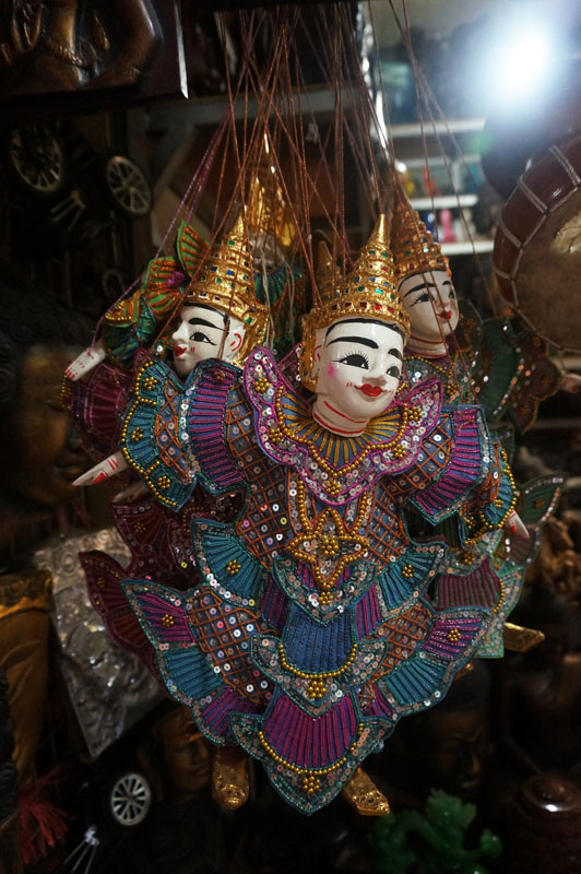 Russian Market: Toul Tom Poung Market