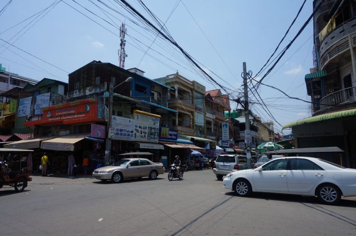 Russian Market: Toul Tom Poung Market