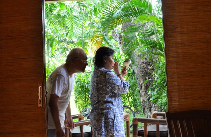 Omg..... i miss you so bad mom and ddy.