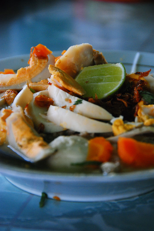 Soto Banjar Pasar Terapung Lok Baintan - Bajarmasin