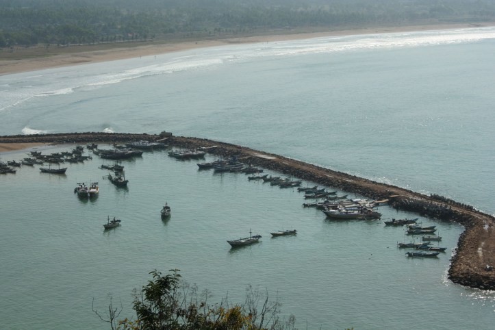Pantai Watukarung Pacitan