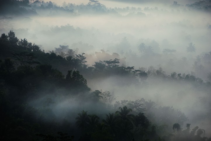 Punthuk Setumbu - Magelang Indonesia