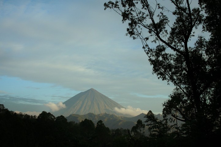 Kampung Bena NTT 33 - Gunugn Inarie Flores