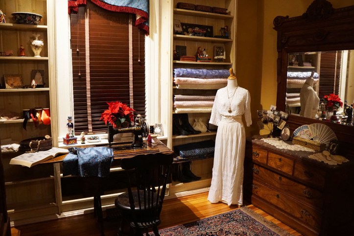 Ruang kerja menjahit